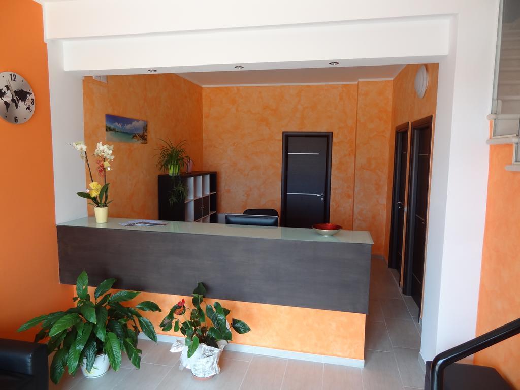 Affittacamere Rooms Di Matteo San Paolo di Iesi Exterior foto